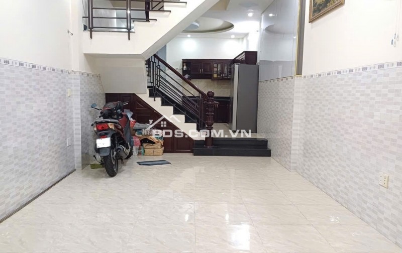 Bán nhà 4 Tầng HXH Thông tứ phía, 56m2, 4PN, P.4 Tân Bình. Chỉ 9 Tỷ còn TL với chính chủ.